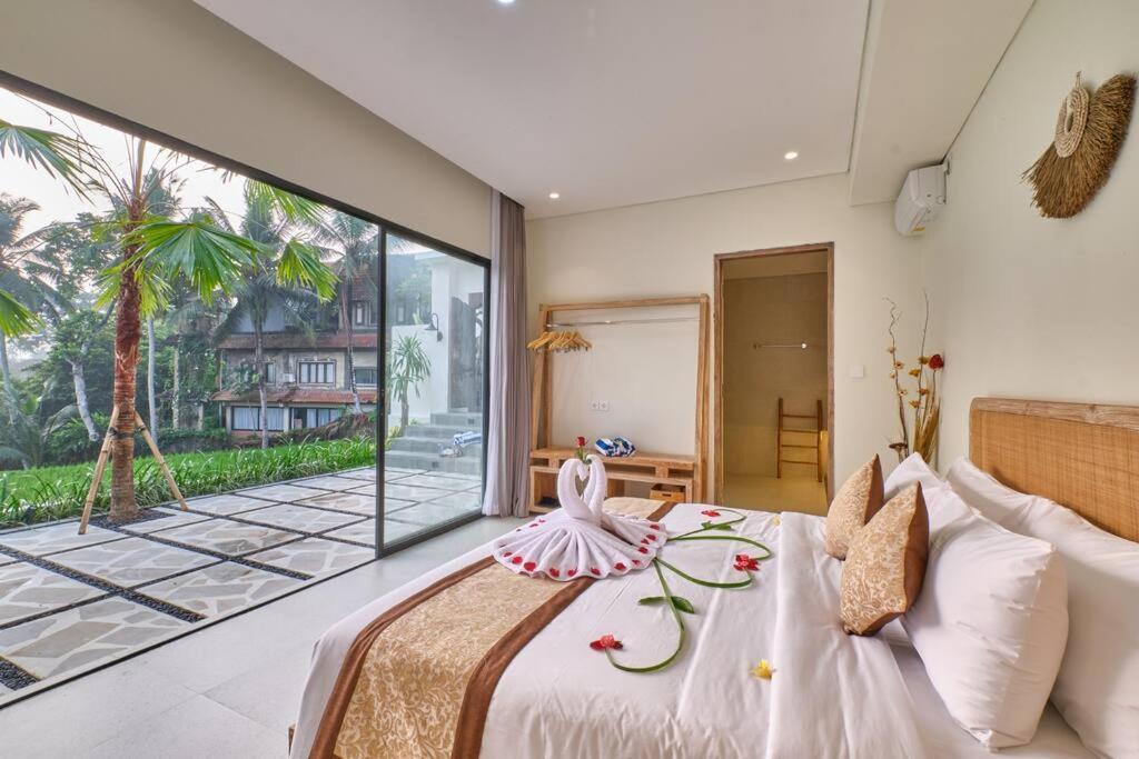 Newly! 3Bdr Modern Villa Close To Ubud Center ภายนอก รูปภาพ
